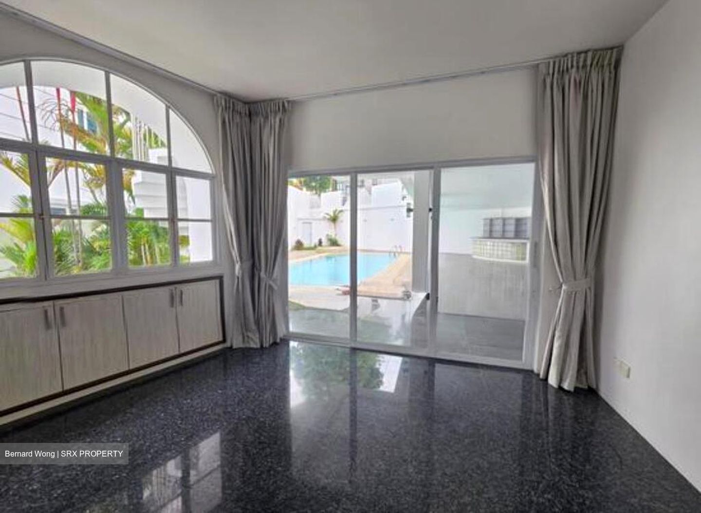 East Coast Hill (D16), Semi-Detached #499678101